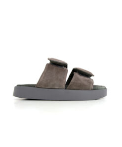 INUIKII sieviešu iešļūcenes